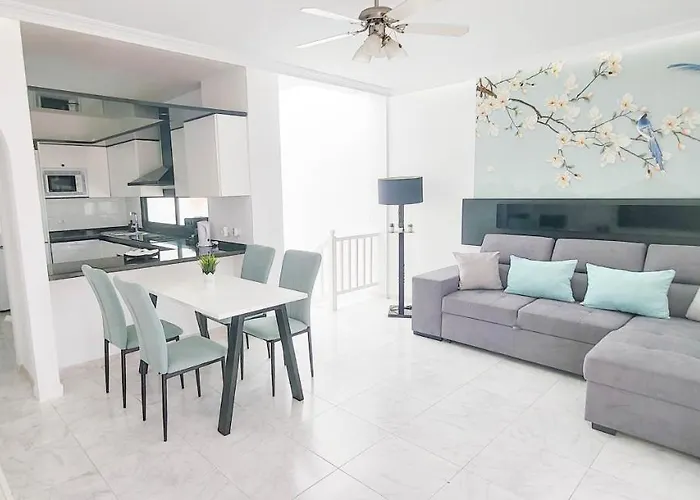 Palm Duplex 펜션 *